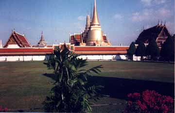 grandpalace2.jpg (10748 bytes)